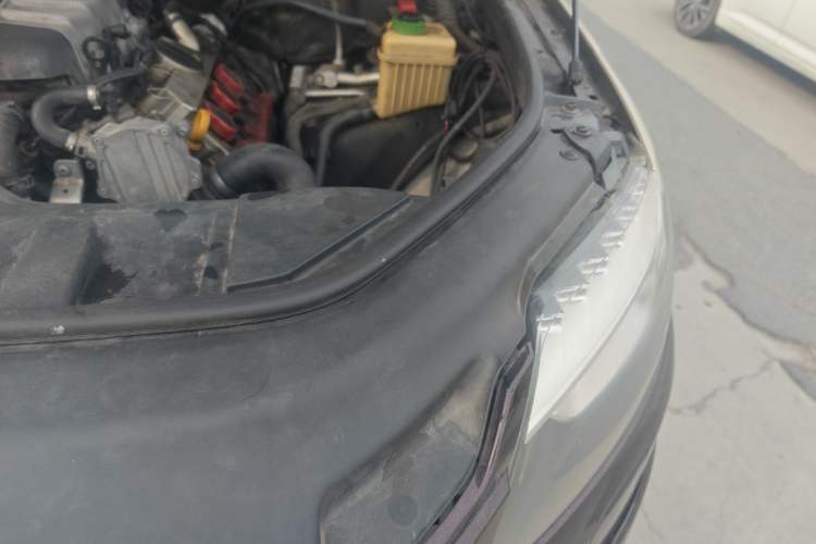 Used Audi Q7 2015 40 TFSI Collector's Edition Engine Bay Left