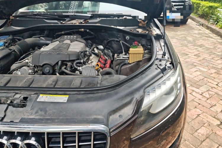 Used Audi Q7 2015 35 TFSI Ambition Edition Engine Bay Left