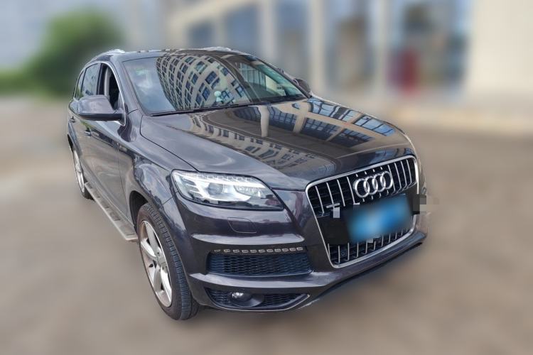 Used Audi Q7 2015 35 TFSI Ambition Edition Front Right 45 Deg
