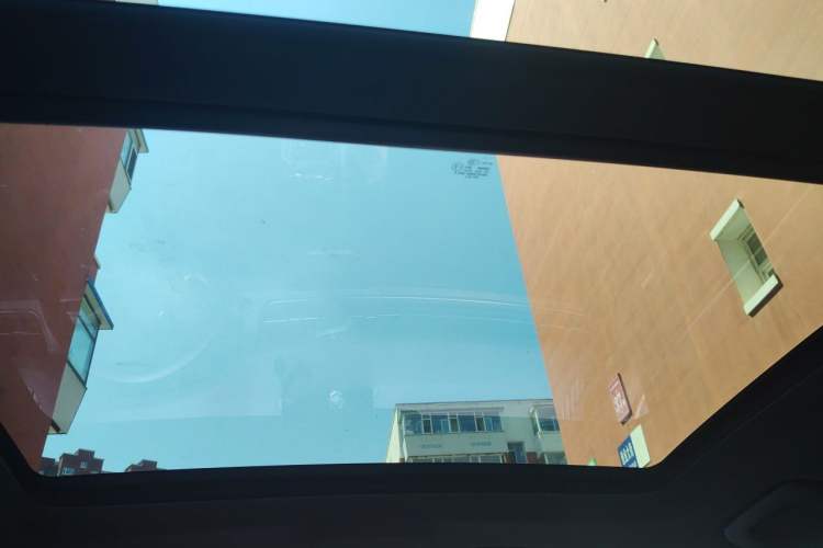 Used Audi Q7  Headliner