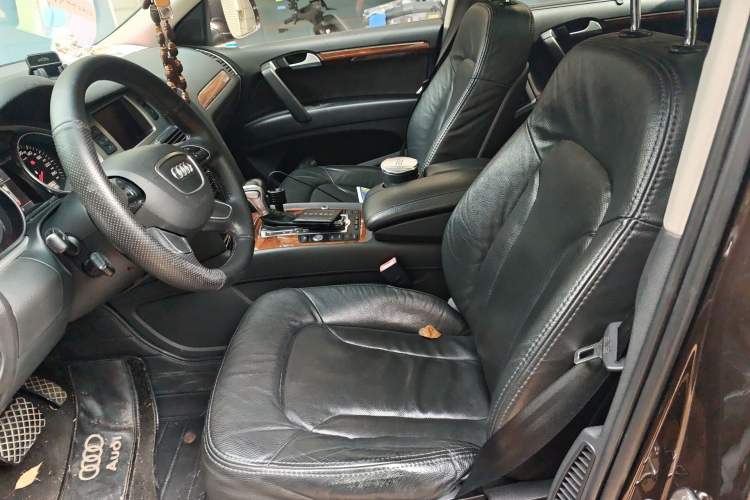 Used Audi Q7 2015 35 TFSI Ambition Edition Left Front Seat