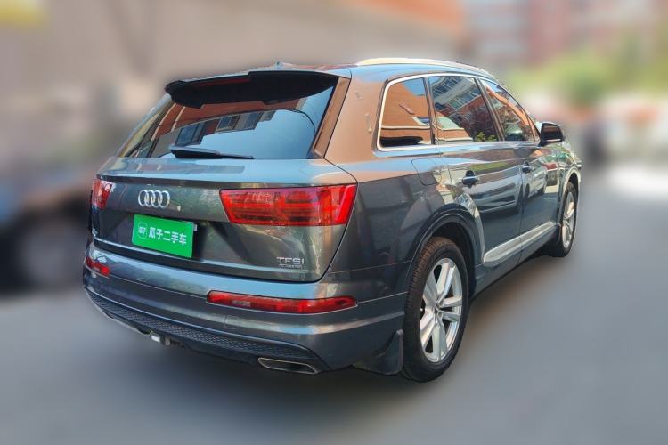 Used Audi Q7  Rear Right 45 Deg