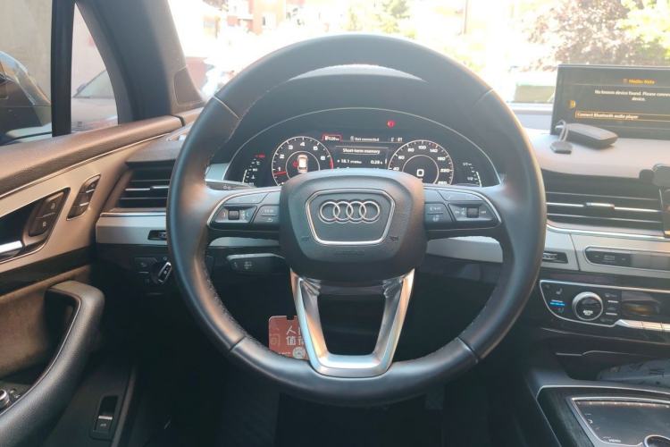 Used Audi Q7  Steering Wheel