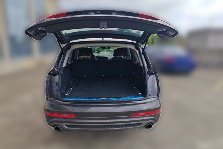Used Audi Q7 2015 35 TFSI Ambition Edition Trunk