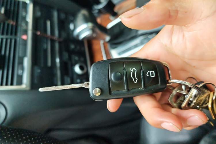 Used Audi Q7 2015 35 TFSI Ambition Edition Vehicle Key