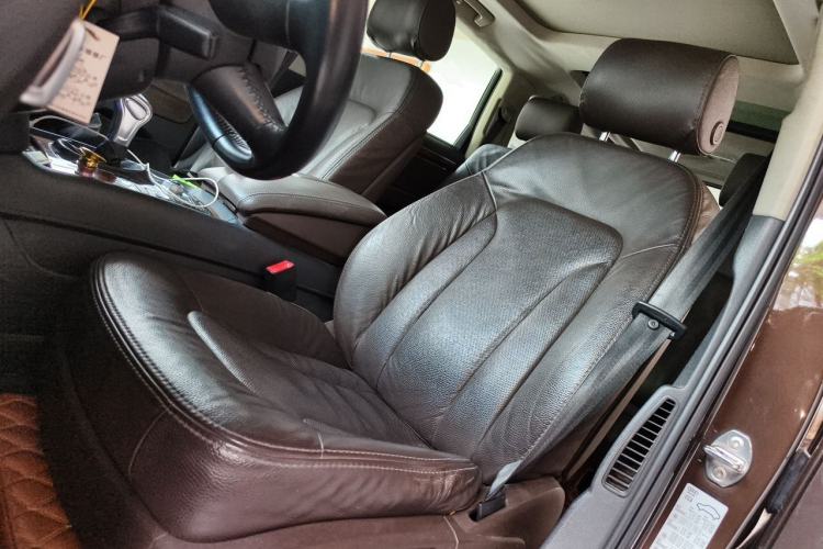 Used Audi Q7 2015 35 TFSI Ambition Edition Driver Seat