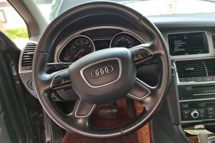 Used Audi Q7 2015 35 TFSI Ambition Edition Steering Wheel