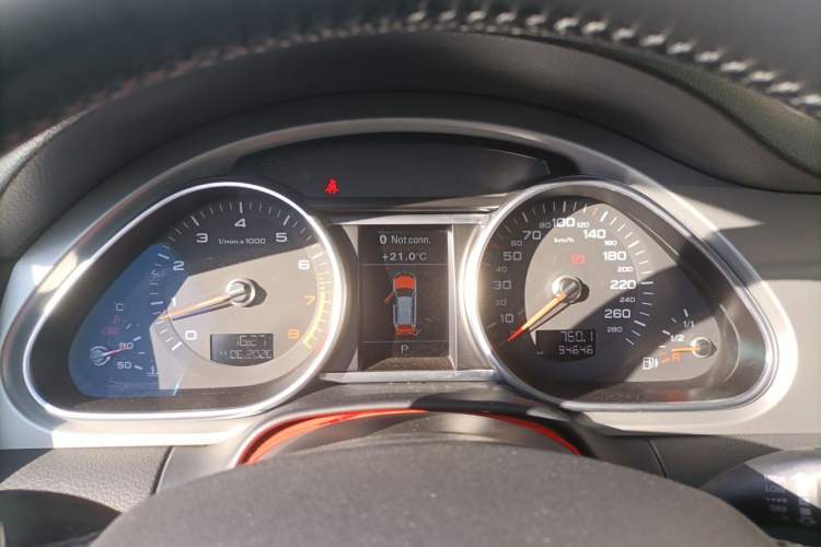 Used Audi Q7 2015 35 TFSI Ambition Edition Instrument Cluster