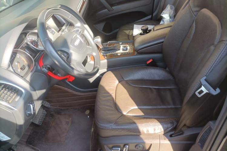 Used Audi Q7 2015 35 TFSI Ambition Edition Left Front Seat