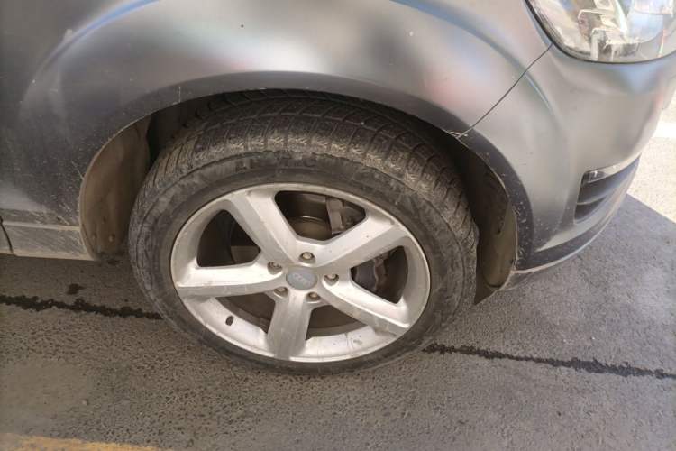 Used Audi Q7 2015 35 TFSI Ambition Edition Right Front Wheel Hub