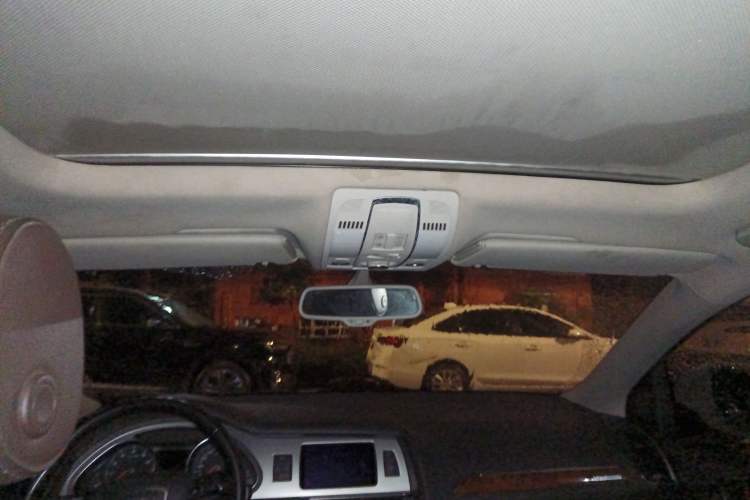 Used Audi Q7 2015 35 TFSI Sport Edition Headliner