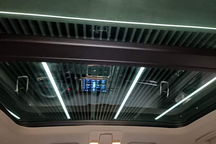Used Audi Q7 2015 35 TFSI Ambition Edition Headliner