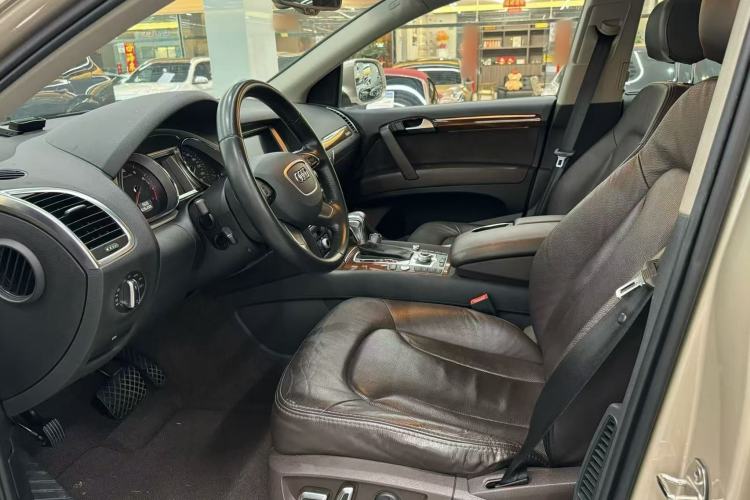 Used Audi Q7 2015 35 TFSI Ambition Edition Interior 2