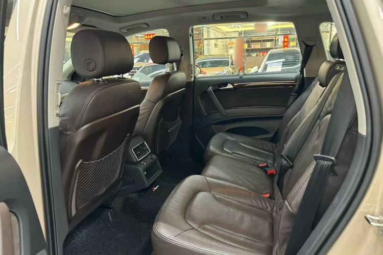 Used Audi Q7 2015 35 TFSI Ambition Edition Interior 3