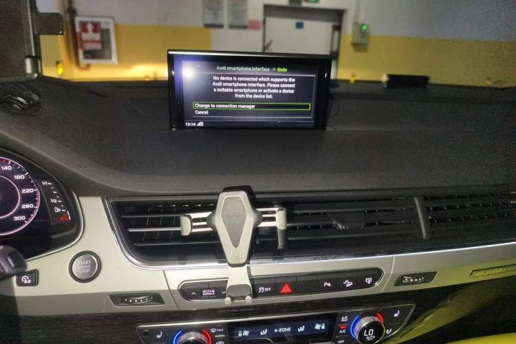Used Audi Q7  Audio And AC Panel