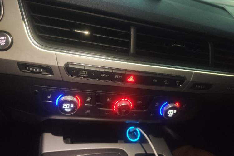 Used Audi Q7 2016 3.0 TFSI parallel import Audio And AC Panel