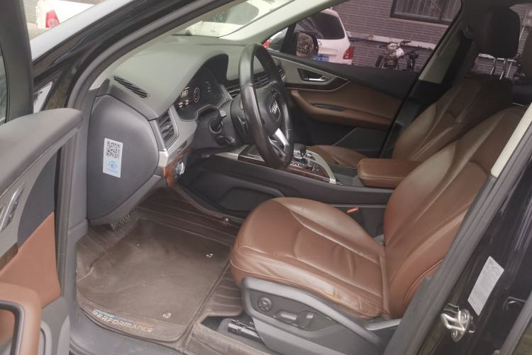 Used Audi Q7 2016 45 TFSI Technology Edition Driver Seat