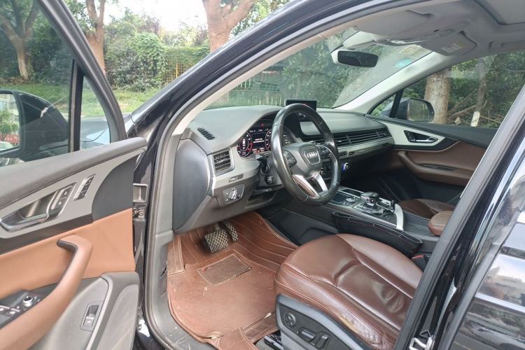 Used Audi Q7 2016 40 TFSI Comfort Model Driver Seat