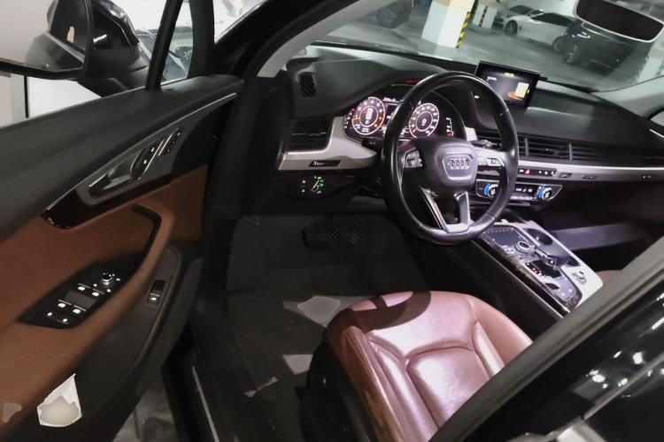 Used Audi Q7 2016 45 TFSI S line Sport Edition Driver Seat