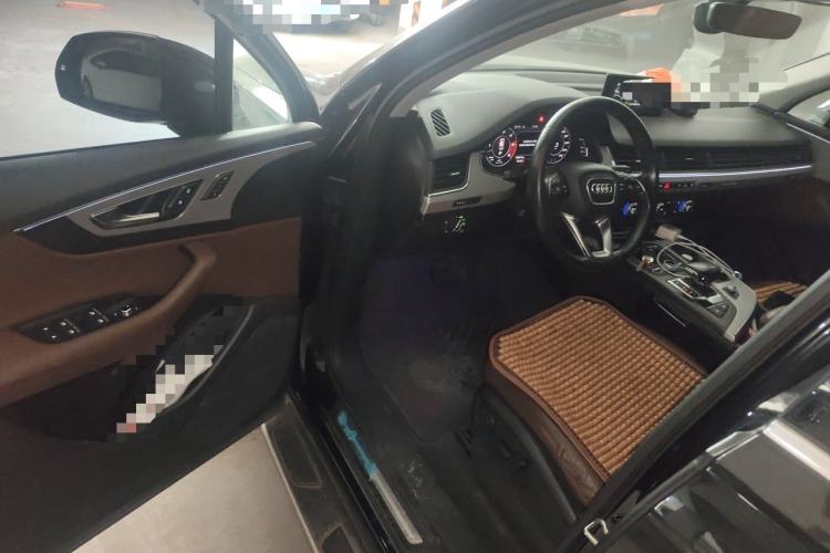 Used Audi Q7 2016 45 TFSI Technology Edition Driver Seat
