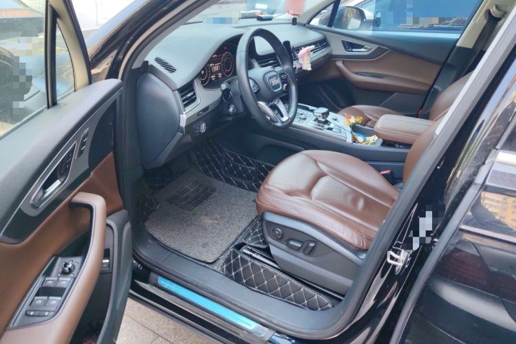 Used Audi Q7 2016 45 TFSI Technology Edition Driver Seat