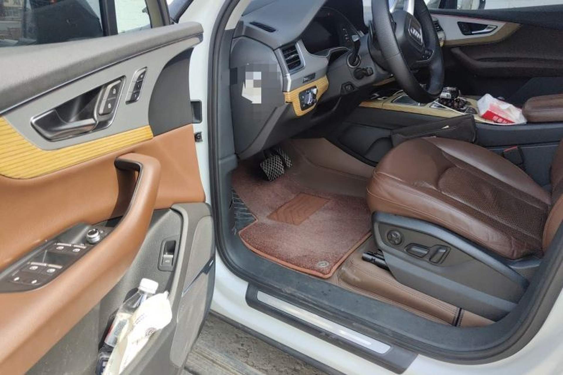 Used Audi Q7  Driver Seat