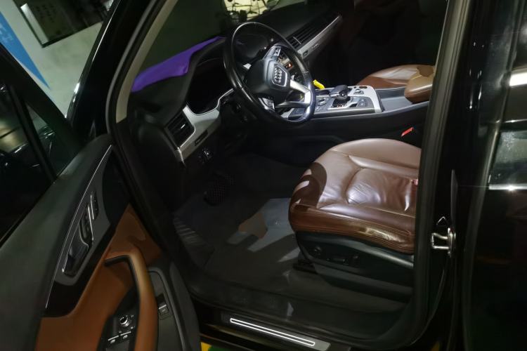 Used Audi Q7 2016 40 TFSI Comfort Model Driver Seat