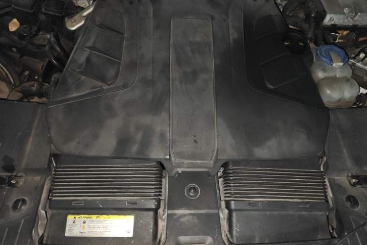 Used Audi Q7 2016 45 TFSI Technology Edition Engine Bay