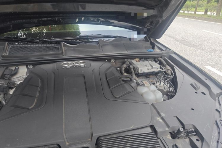 Used Audi Q7 2016 45 TFSI S line Sport Edition Engine Bay Left