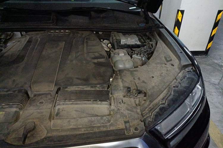 Used Audi Q7 2016 40 TFSI S line Sport Edition Engine Bay Left