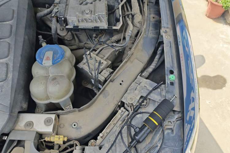 Used Audi Q7 2016 40 TFSI Comfort Model Engine Bay Left