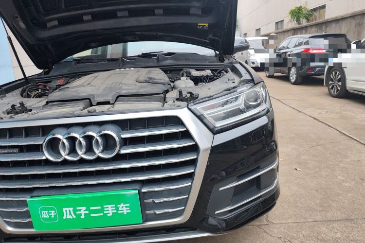 Used Audi Q7 2016 40 TFSI Comfort Model Engine Bay Left