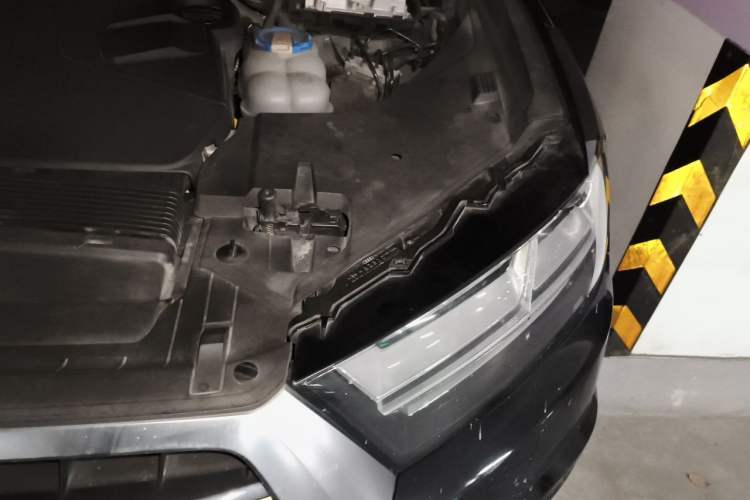 Used Audi Q7 2016 45 TFSI S line Sport Edition Engine Bay Left