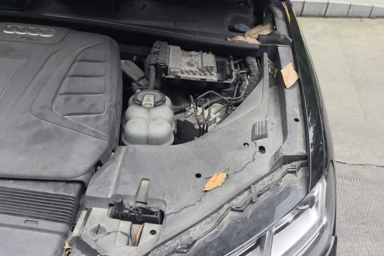 Used Audi Q7 2016 40 TFSI S line Sport Edition Engine Bay Left