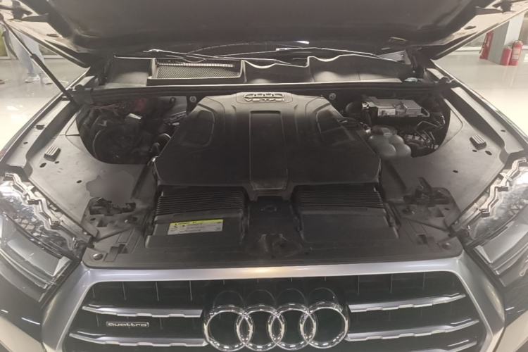Used Audi Q7 2016 45 TFSI S line Sport Edition Engine Bay