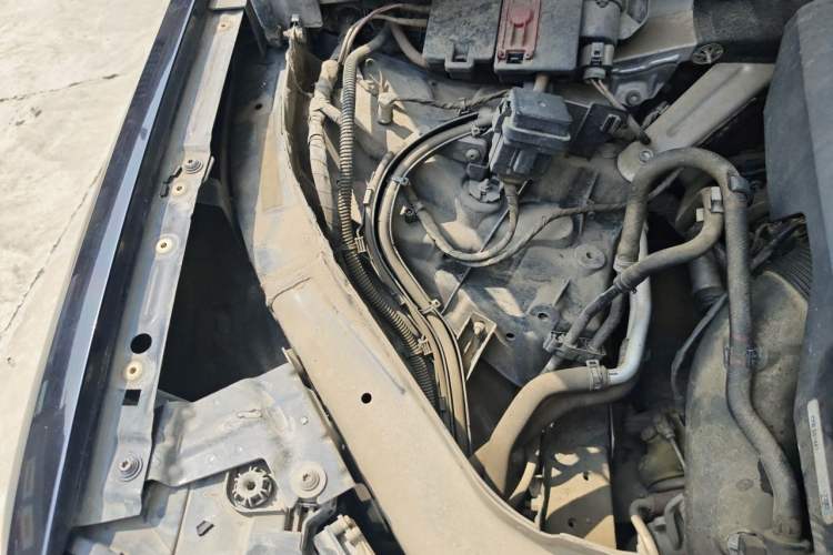 Used Audi Q7 2016 40 TFSI Comfort Model Engine Bay Right