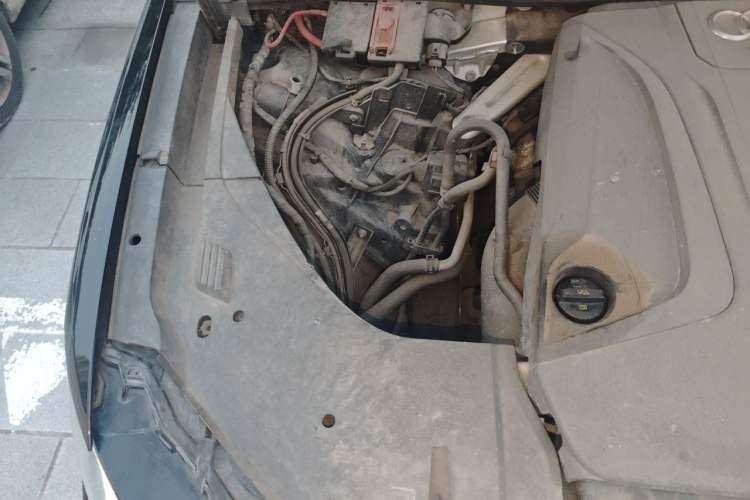 Used Audi Q7 2016 40 TFSI Comfort Model Engine Bay Right
