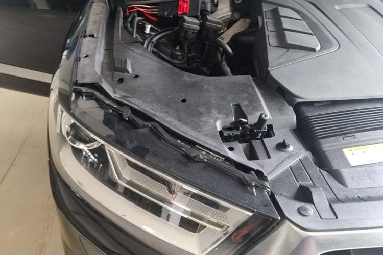 Used Audi Q7 2016 45 TFSI Technology Edition Engine Bay Right