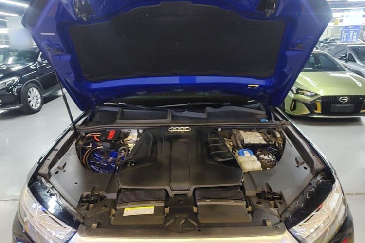 Used Audi Q7 2016 40 TFSI S line Sport Edition Engine Bay