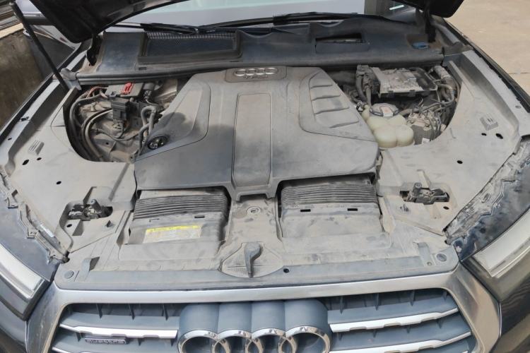 Used Audi Q7 2016 40 TFSI S line Sport Edition Engine Bay