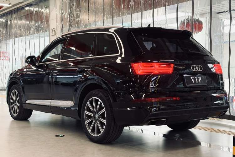 Used Audi Q7 2016 45 TFSI S line Sport Edition Exterior 3