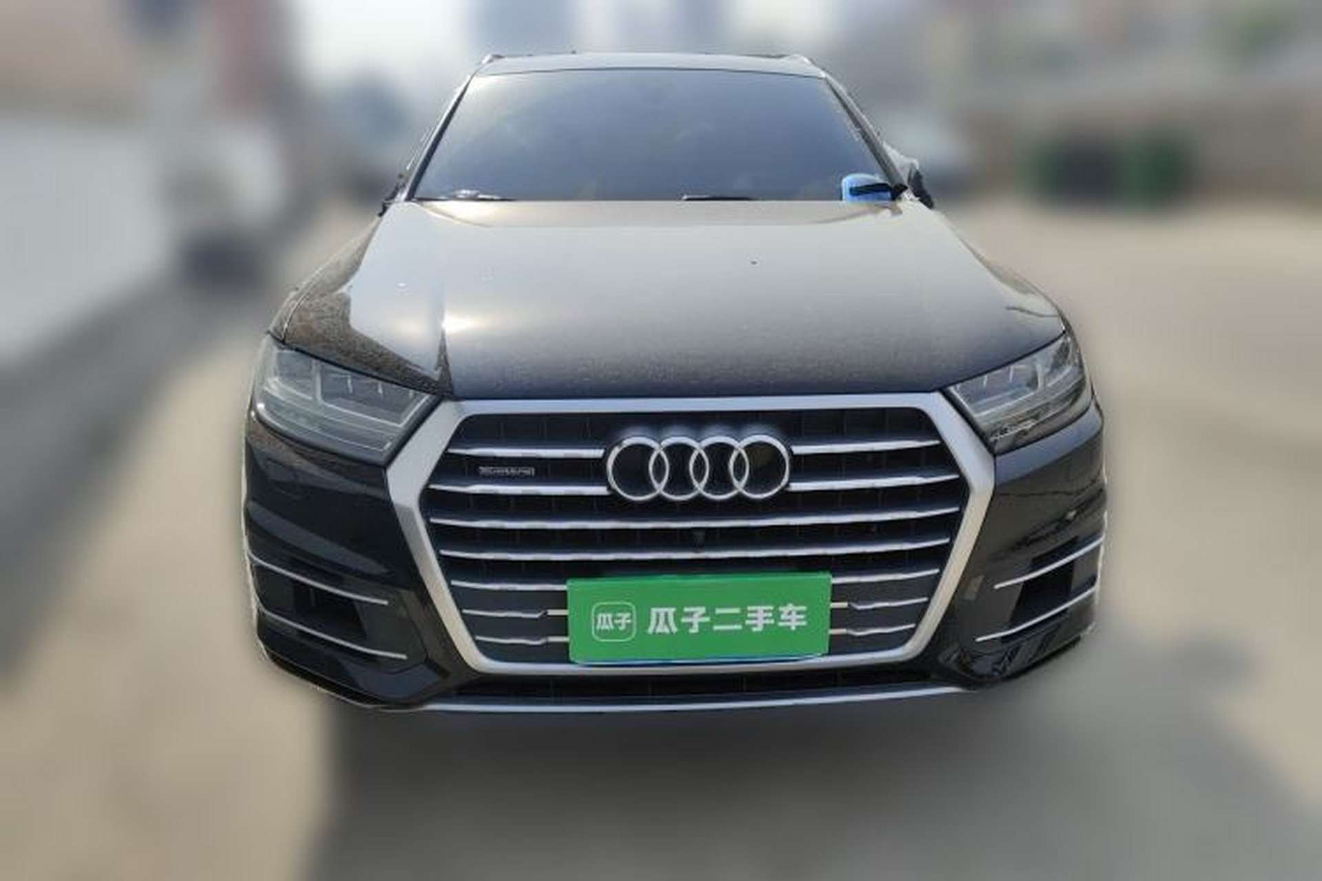 Used Audi Q7  Front