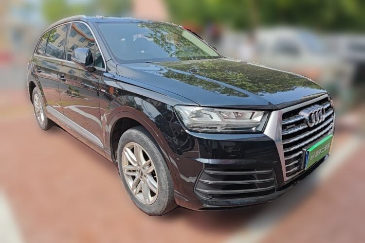 Used Audi Q7 2016 40 TFSI S line Sport Edition Front Right 45 Deg