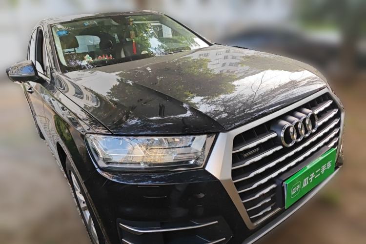 Used Audi Q7 2016 45 TFSI Technology Edition Front Right 45 Deg
