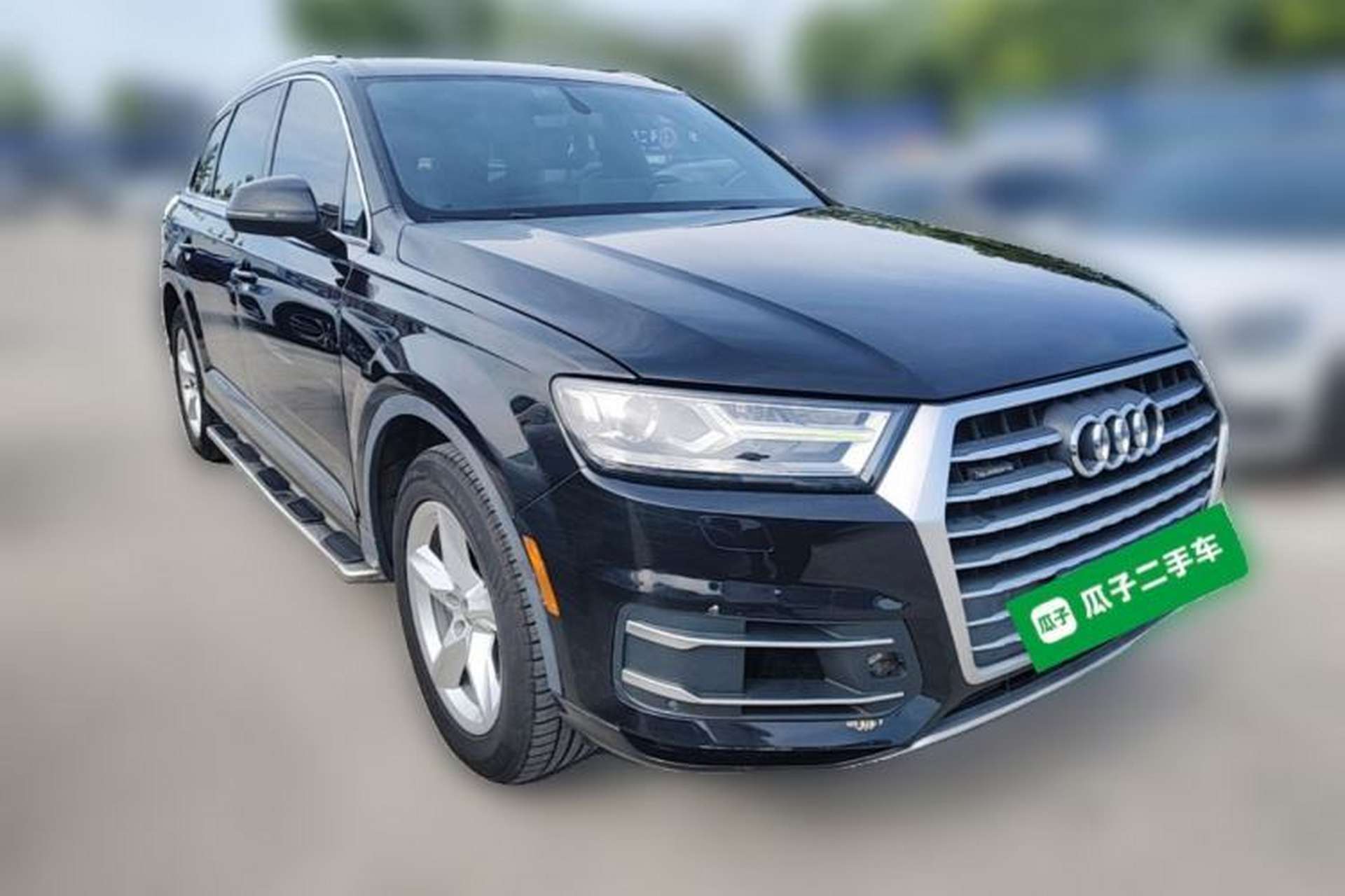 Used Audi Q7 2016 40 TFSI 7 seats Front Right 45 Deg