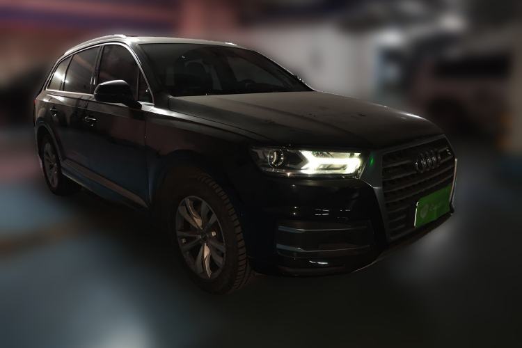 Used Audi Q7 2016 45 TFSI Technology Edition Front Right 45 Deg