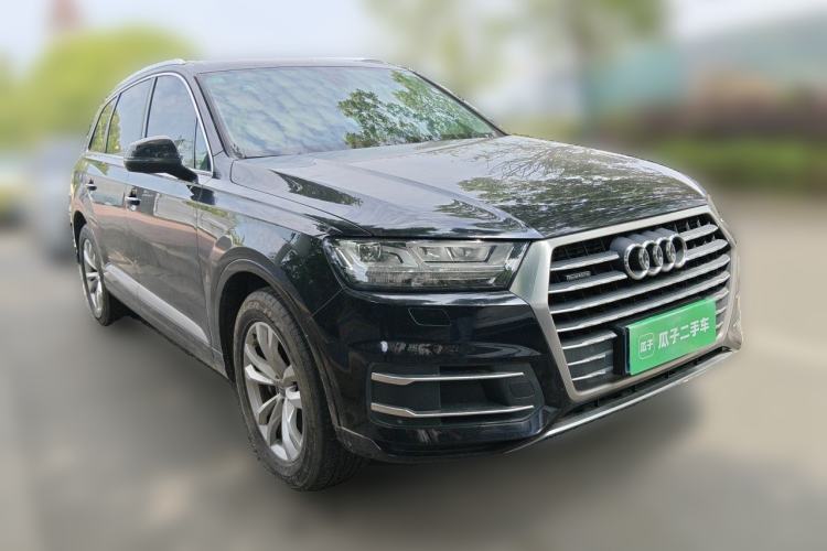 Used Audi Q7 2016 45 TFSI Technology Edition Front Right 45 Deg