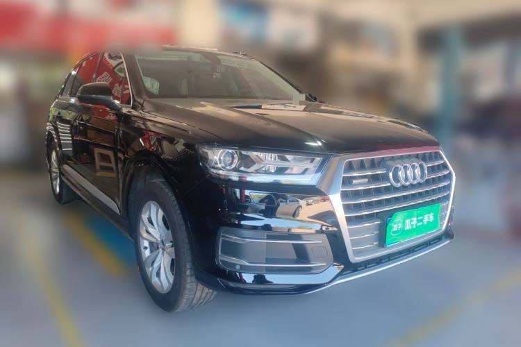 Used Audi Q7 2016 45 TFSI Technology Edition Front Right 45 Deg