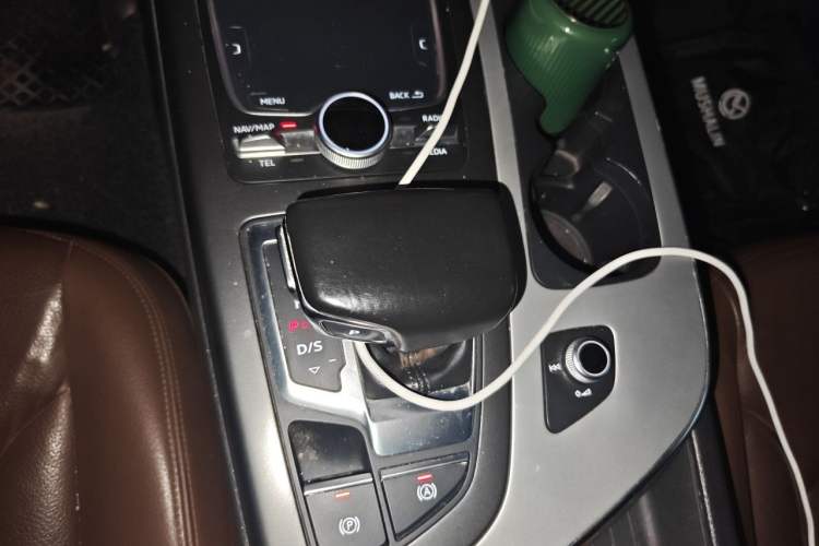 Used Audi Q7 2016 45 TFSI Technology Edition Gear Lever