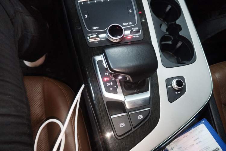 Used Audi Q7 2016 3.0 TFSI 7 seats parallel import Gear Lever